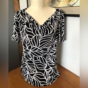 Grace Elements‎ Black and White Blouse